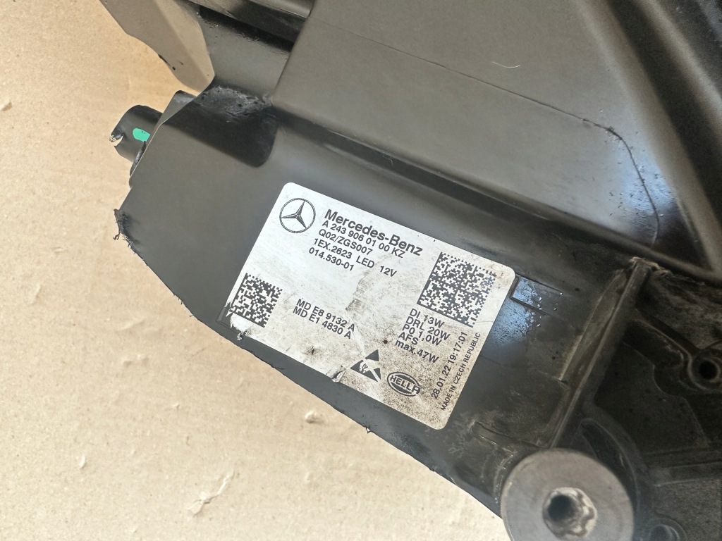 Mercedes eqa eqb w243 full led performance лівий eu Доставка