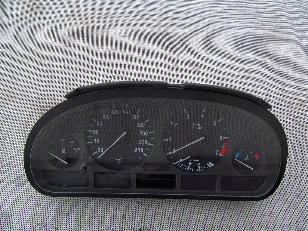 фото №7, Счетчик приборы bmw оригинальный номер 8372354