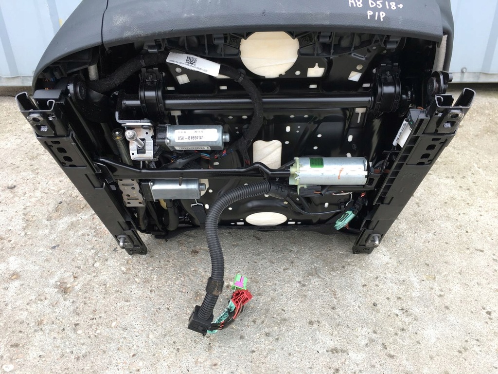 фото №6, Audi a8 d5 18- сиденье правый перед электрический кожа