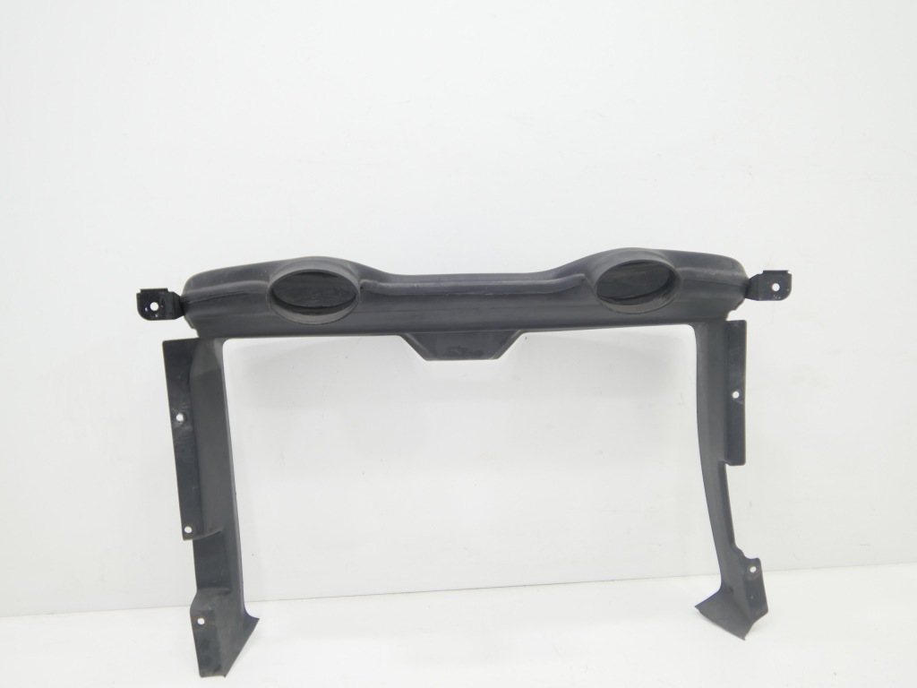 Корпус радиатора впуск maserati quattroporte v 05 в Украине