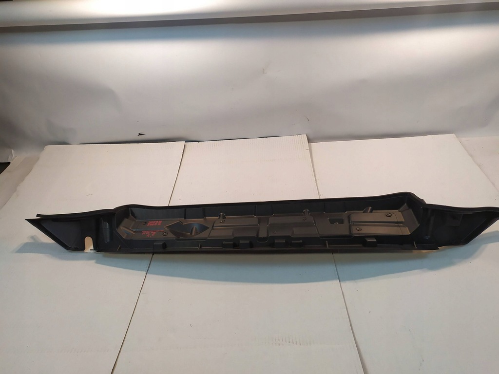 фото №1, Жабо peugeot 5008 ii