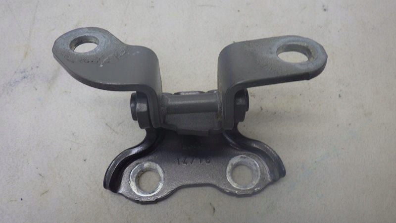 фото №4, Петля двері лівий задня верхній toyota auris ii lift