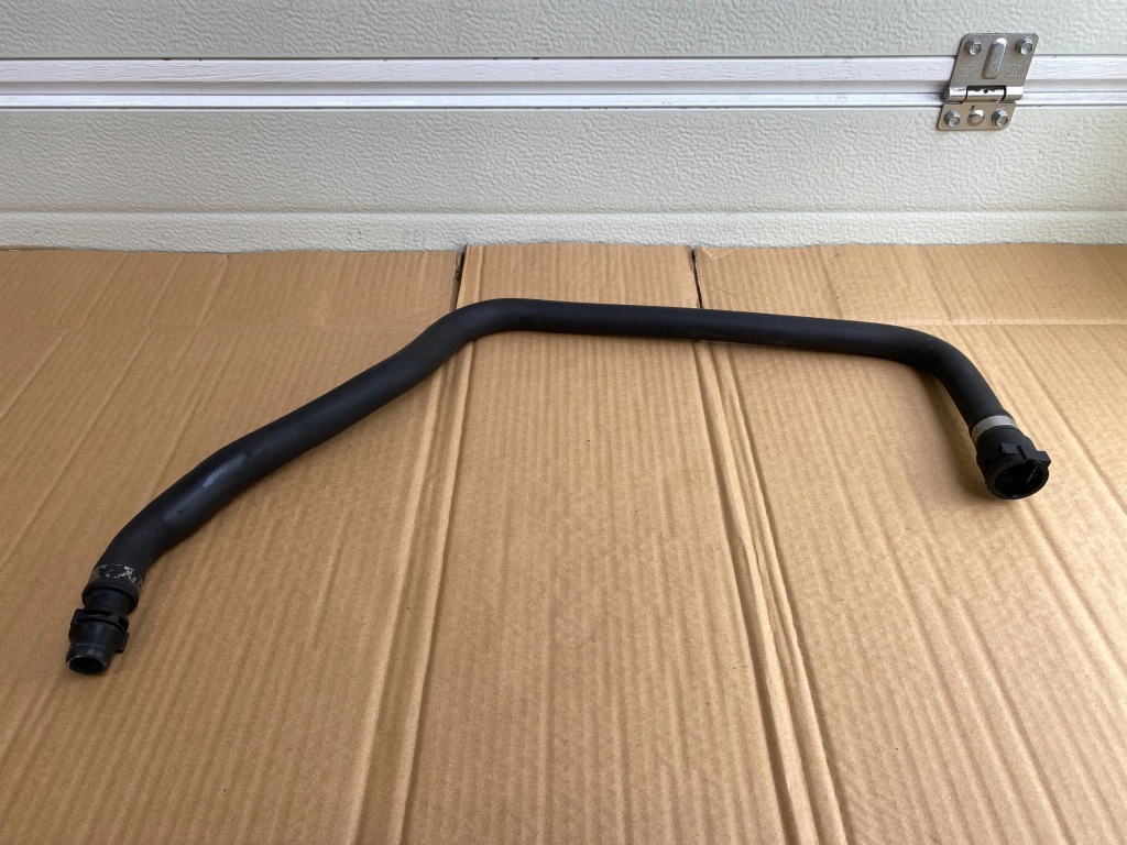 Bmw e38 e39 2.0 2.5 2.8 3.0 шланг патрубок води рідина радіатора Ціна