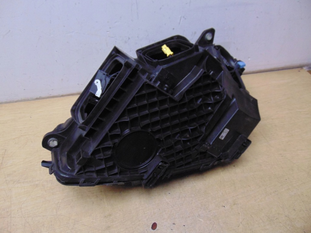 Фара правый  перед mercedes glc w253 a2539065801 европа Доставка