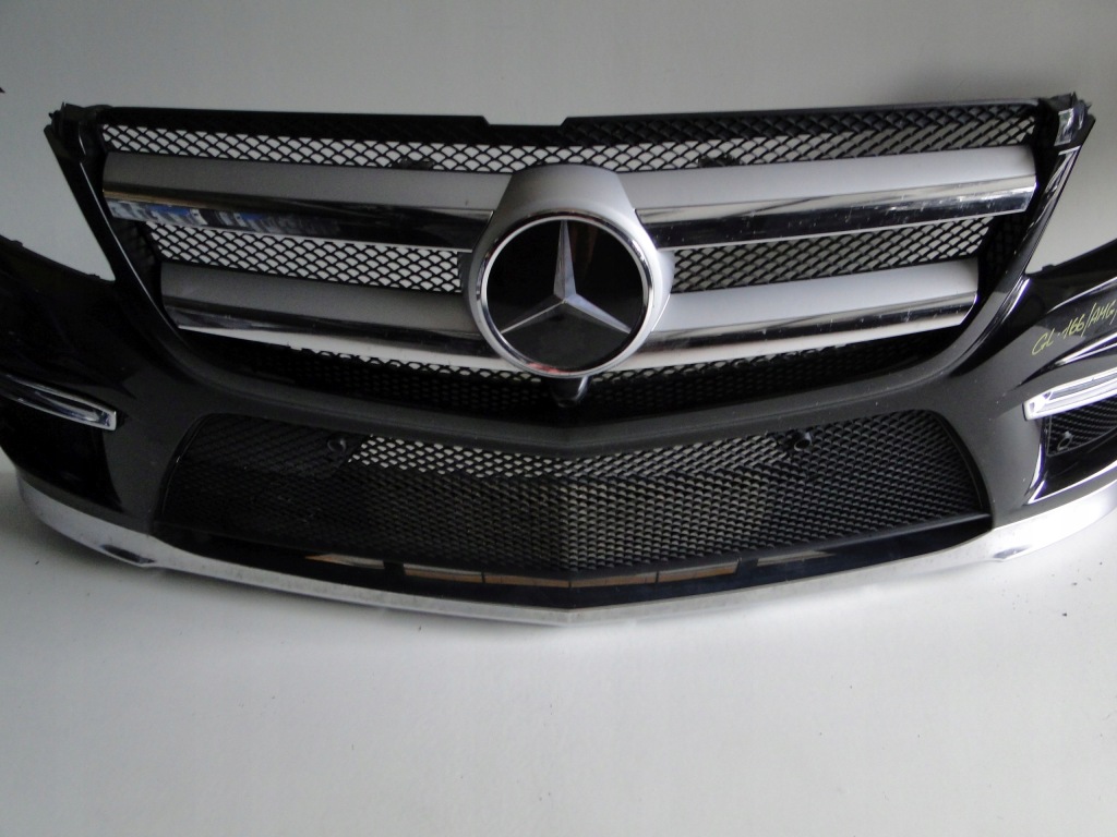 фото №11, Mercedes gls x166 166 бампер передній 63 amg na датчики pts решітка радіатора na радар
