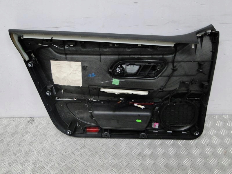 фото №3, Оббивка обшивка двері перед passat cc 3c8