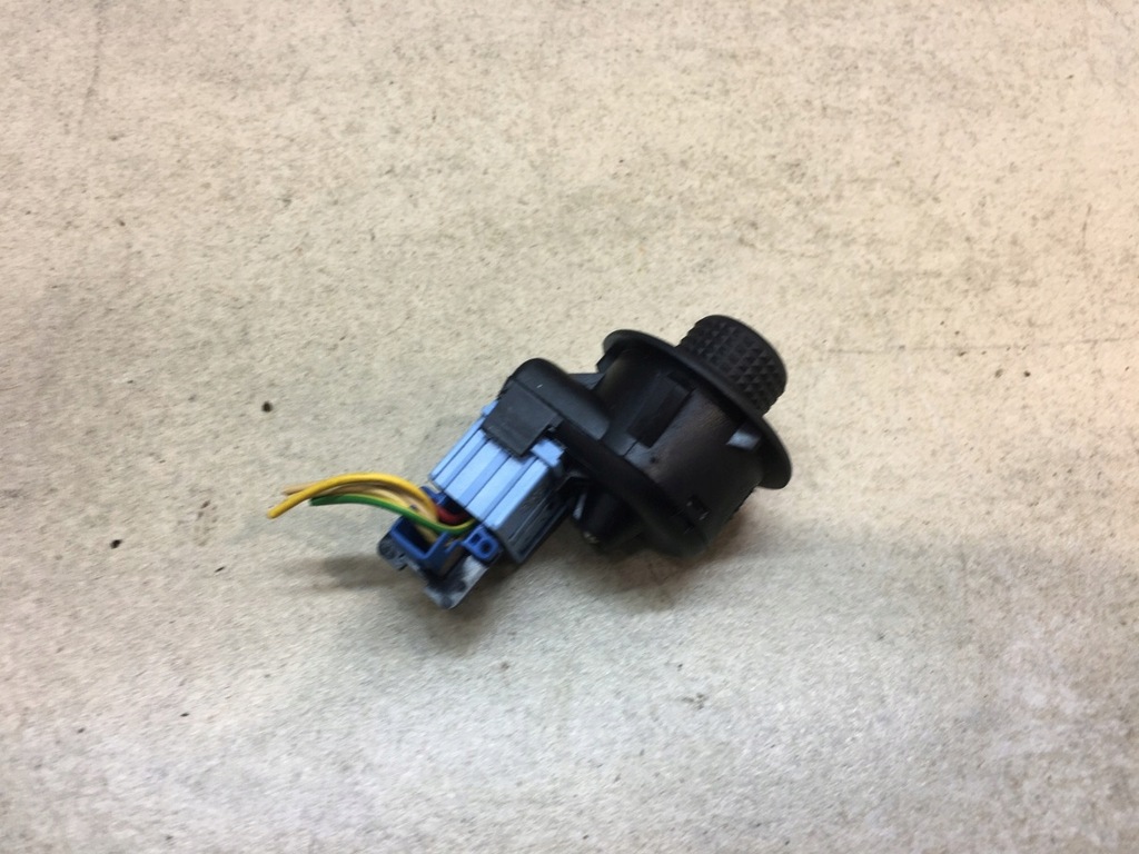 фото №1, Перемикач регулювання дзеркал partner i fl