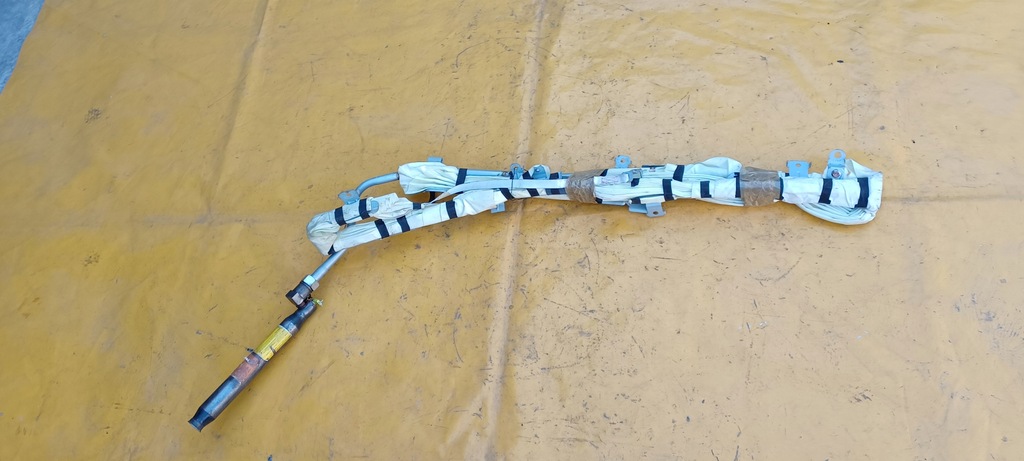 фото №9, Шторка безопасности воздушная левая mazda 5 03-08r