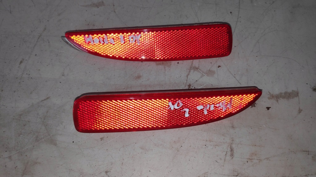 фото №1, Відбивач бампер задня p + l mazda ii 2 dy 5d 03-07