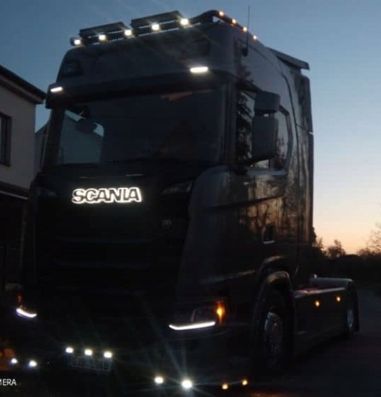 фото №1, Надпис scania підсвічуваний led 24v scania logo na scanie, білий світло