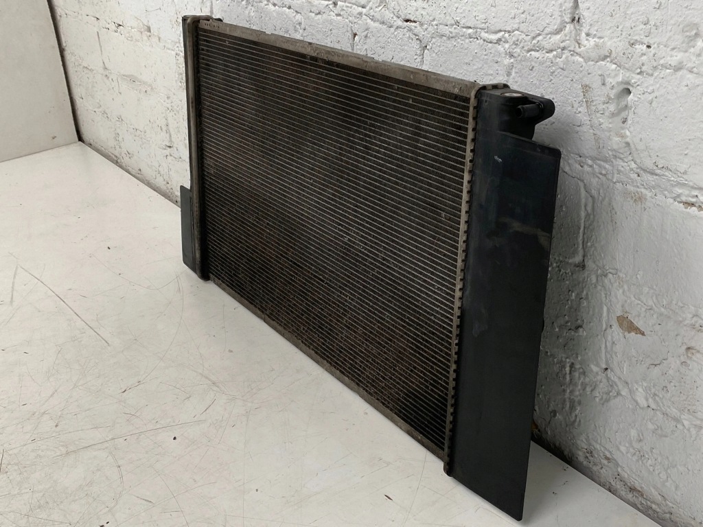 фото №7, 2007 toyota auris 150 радиатор pa66gf30