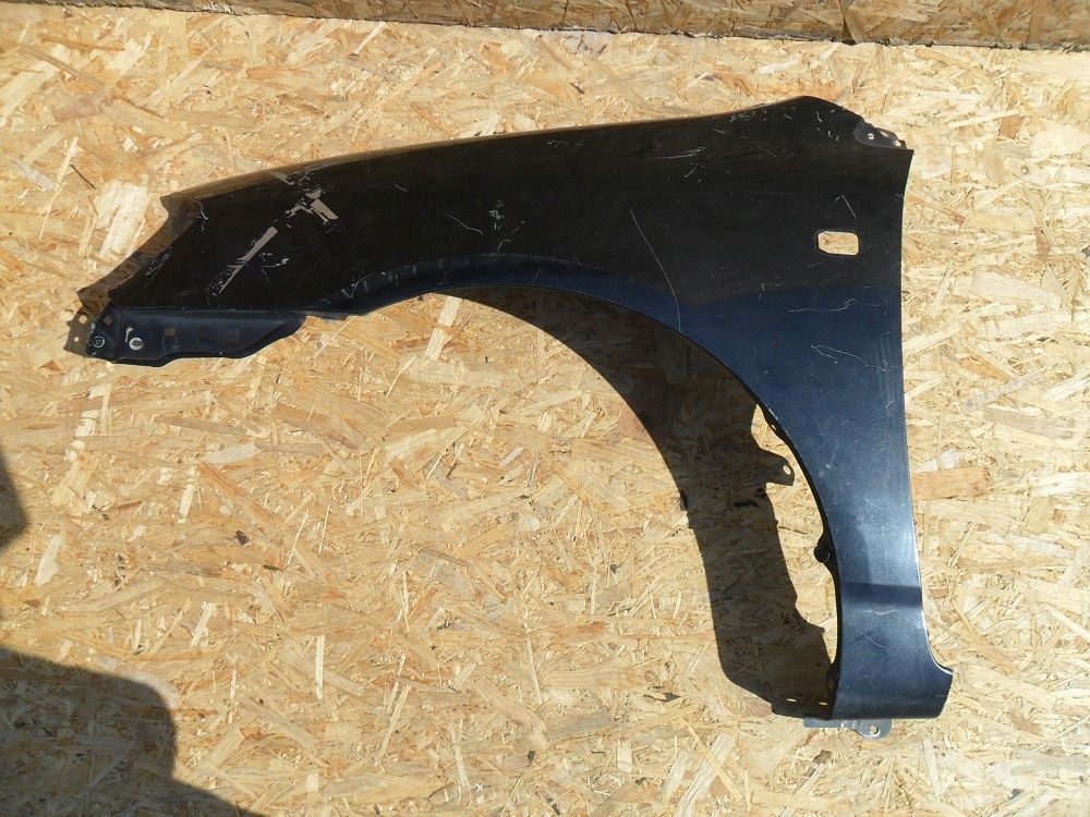 фото №8, Toyota corolla sd kombi 2002- крыло левый