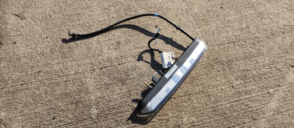 фото №1, Третий свет стоп дополнительные лампа peugeot 308 iii t10 p5 9835306980