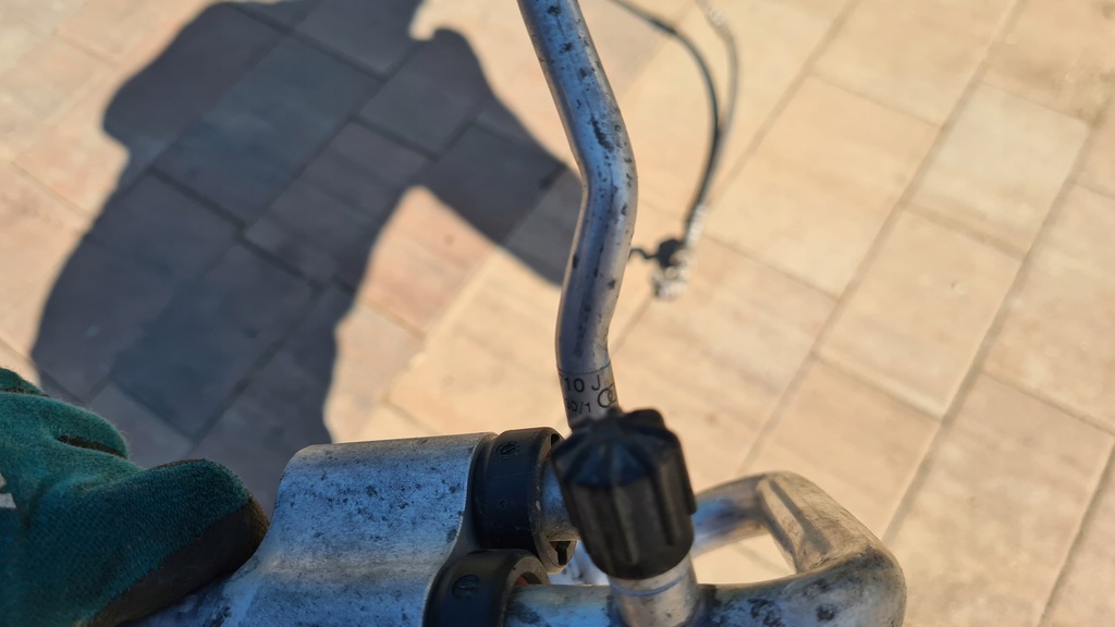 фото №6, Audi q5 8r 08-12r шланг трубка кондиционера 8r0260710j 8r0260367