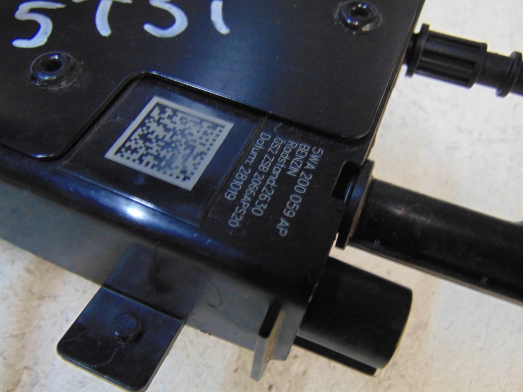 фото №9, Провода шланги топлива vw golf 8 viii tsi 5wa200059ap