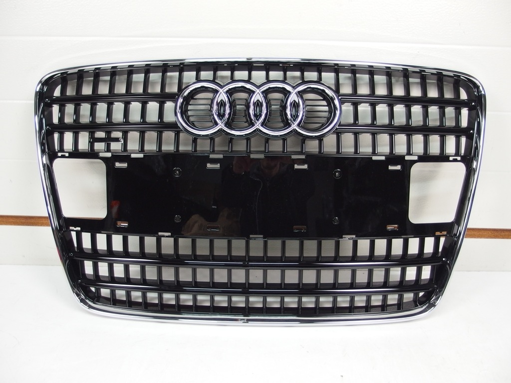 фото №1, Решітка радіатора решітка радіатора audi q7 4l0
