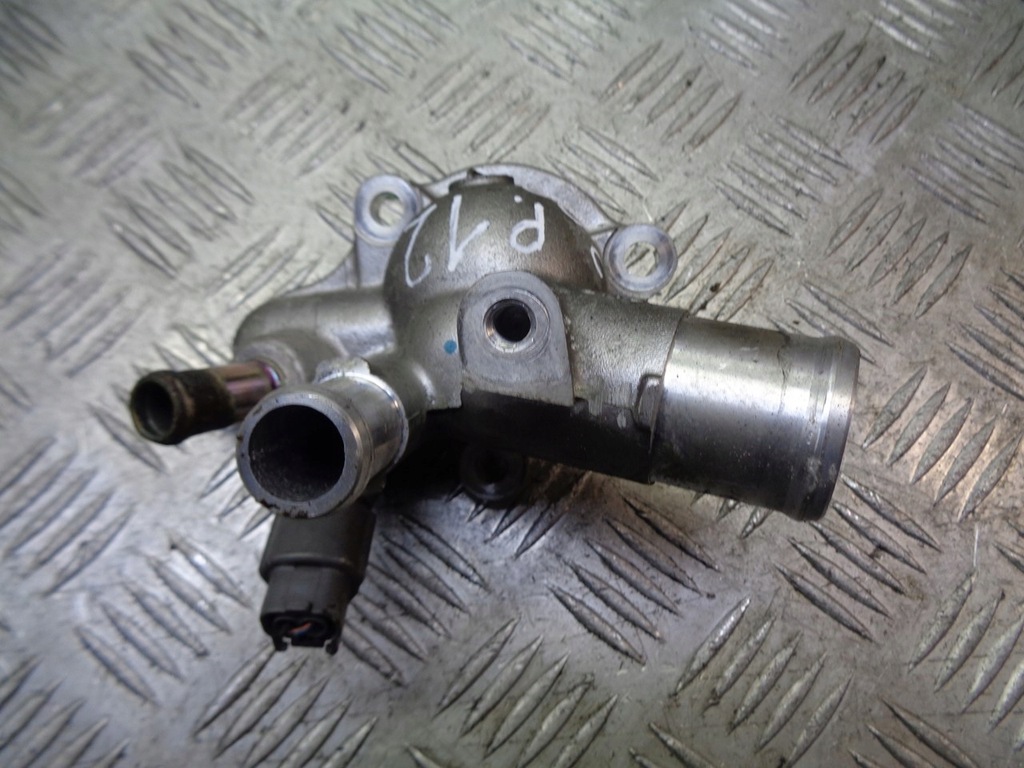 фото №1, Корпус термостата nissan primera p12 2.0