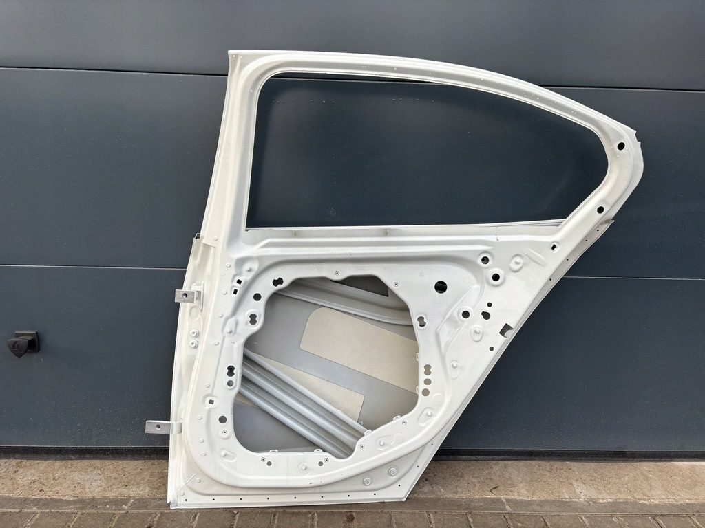 фото №13, Дверь bmw 5 g60 задняя правый задние правое bardzo ładne