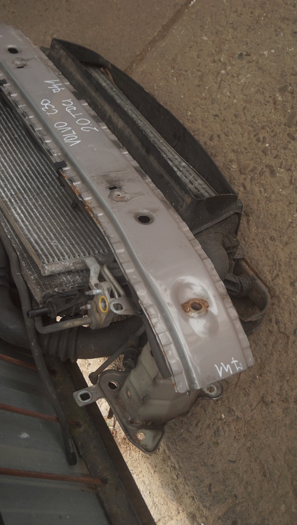 фото №4, Pas передній радіатор volvo c30 2.0 d