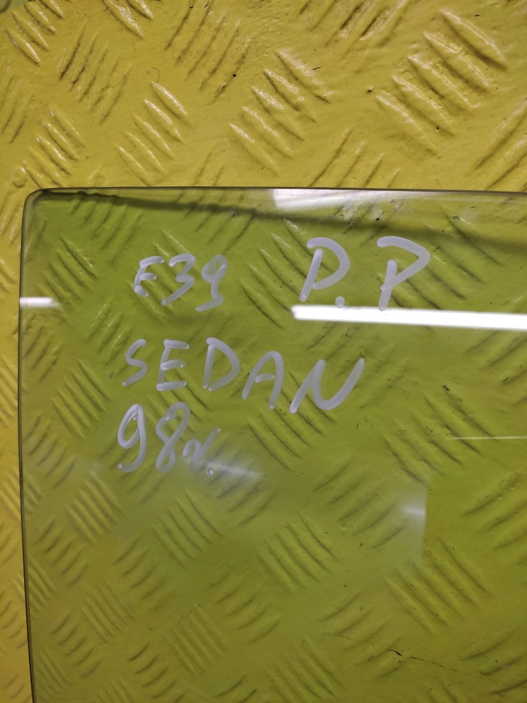 фото №3, Bmw e39 стекло дверь правый перед