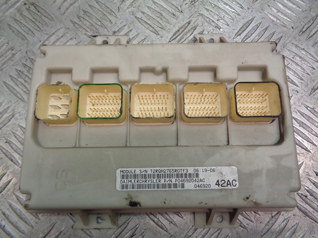 фото №1, Модуль комфорта chrysler pacifica 04692042ac