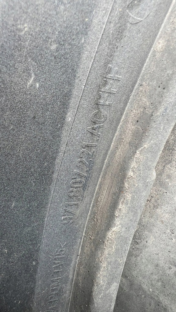 фото №8, Porsche panamera 971 бампер перед передний