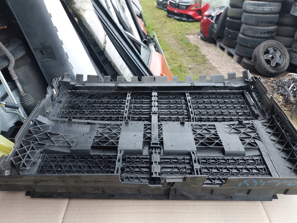 фото №3, Жалюзи шторка воздуха berlingo iv rifter combo e