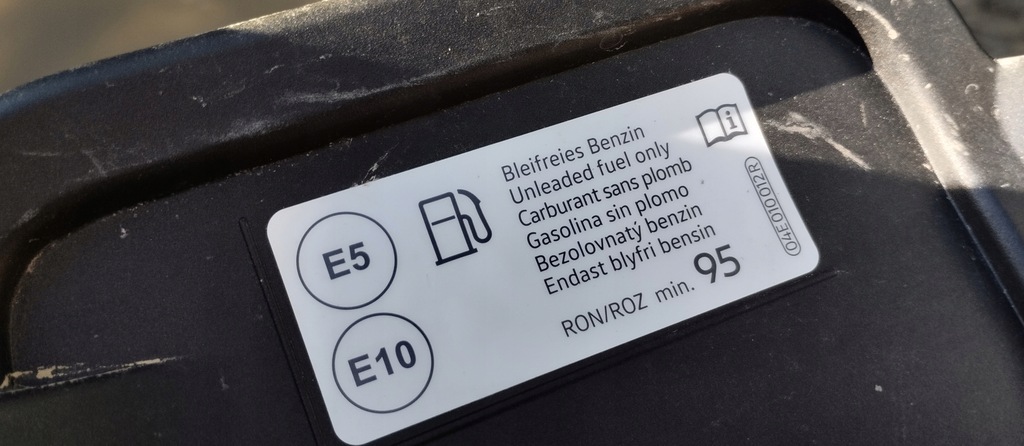 фото №7, Кришка заливної пального volkswagen vw t-roc 1,5 tsi cabrio 2gc809799