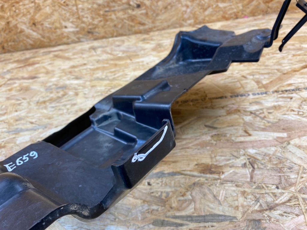 фото №5, Защита двигателя воздуховод воздуха jaguar i-pace j9d3-002a34-a 2018-