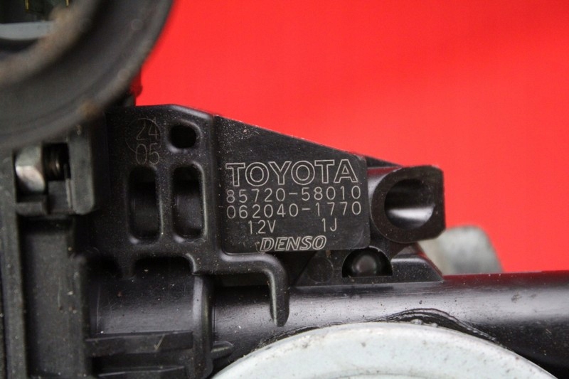 фото №10, Подъемник стекло правый задняя 85720-85010 toyota land cruiser j120 02-