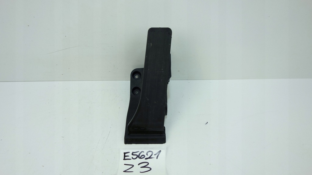 фото №1, Педаль газа ускорения mercedes glc x254 2022- a2543000000