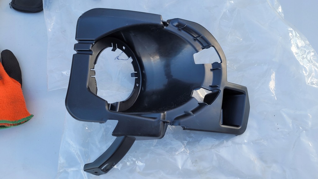 фото №1, Рамка противотуманной фары решётка противотуманной фары кронштейн корзина berlingo partner оригинал