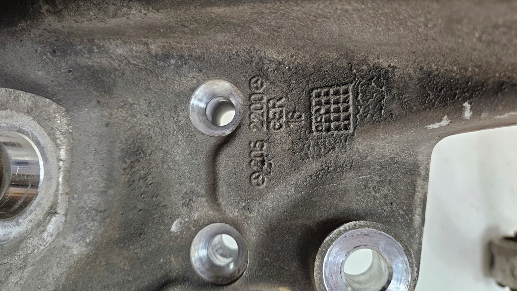 фото №9, Поворотный кулак рычаг правый mercedes c-klasa w205