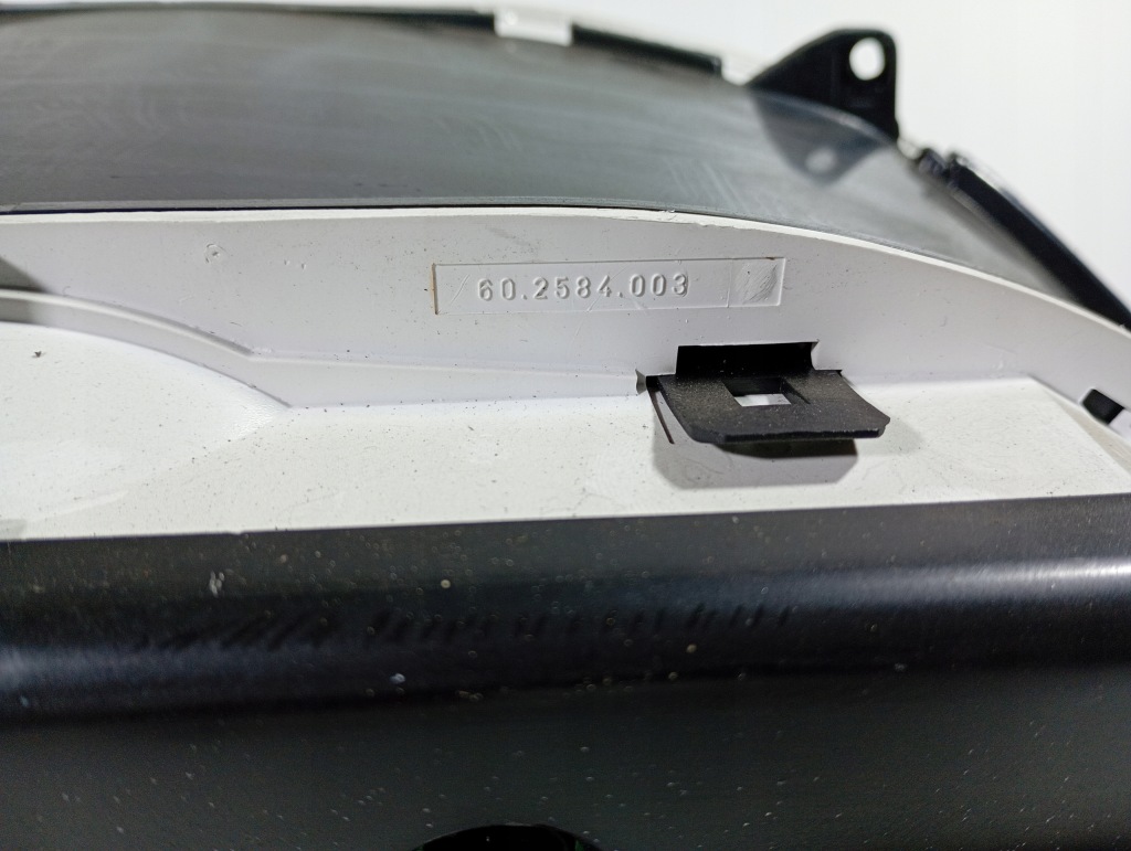 Alfa romeo 145 94-01 счетчик приборы obrotomierz оригинальный номер 60.2584.003 в Украине