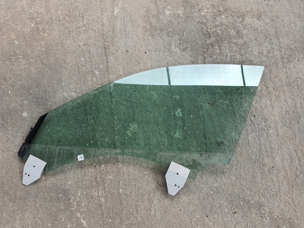 фото №1, Porsche taycan скло двері передня ліва