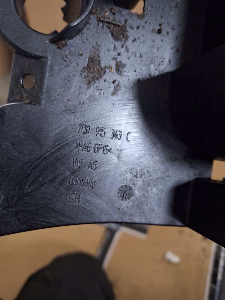 Основание, коробка предохранителей vw polo vi 2g gti 2q0915343c Недорого