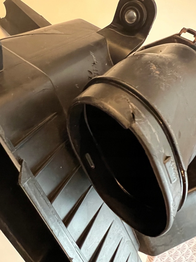 фото №5, Корпус фільтра повітря 28112-1p100 kia venga