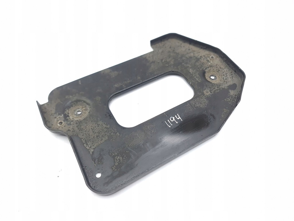 фото №1, Maserati quattroporte 2008 полиця акумулятор