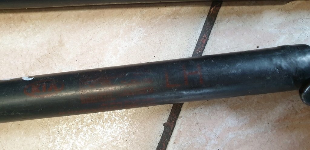 фото №7, Привод амортизатор крышки задний r/l kia sportage ii