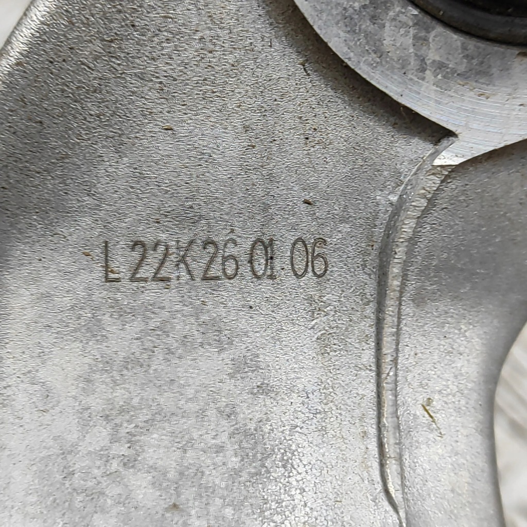 фото №9, Kia ev6 2023 права сторона ступиця колеса заднього