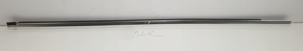 фото №1, Молдинг уплотнитель левый перед jaguar xf x250