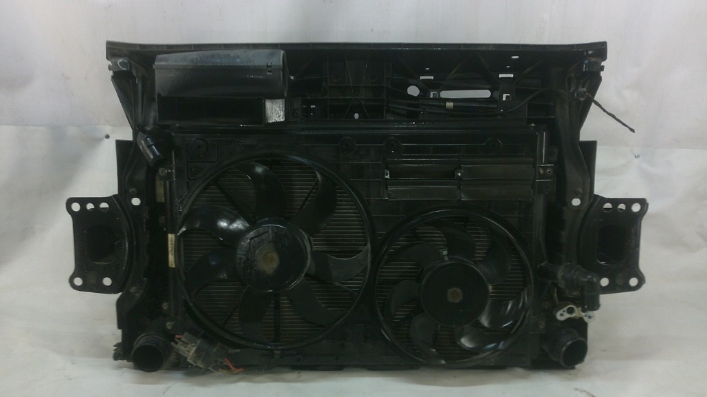 Caddy 3 3 рестайлінг  перед комплектна  капот бампер фари крила ремінь перед Зі Шроту