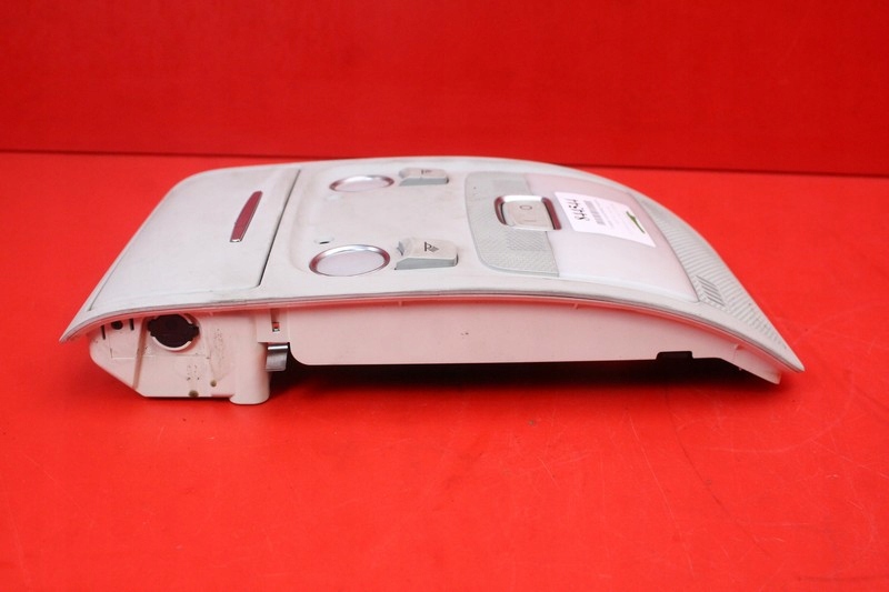 фото №5, Лампа освітлення салону перед 8t0947135b audi a4 b8 07-11