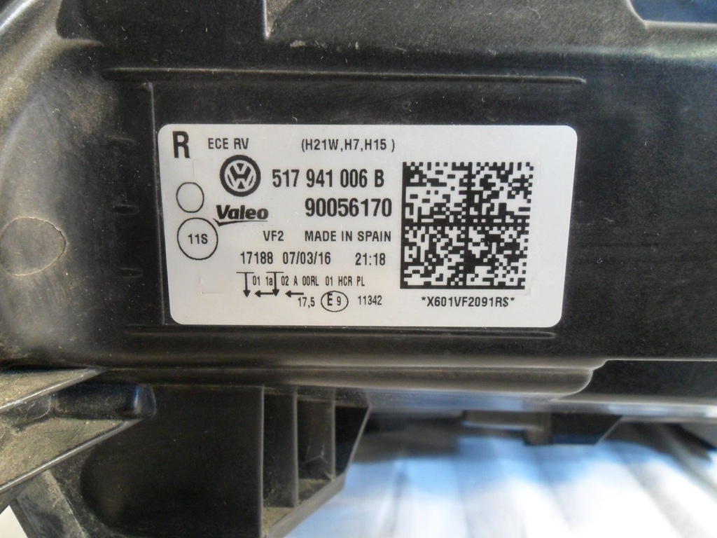 фото №15, Лампа передняя правая vw golf sportsvan 14