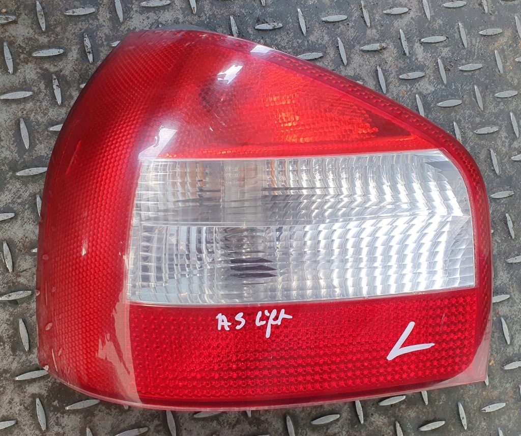 фото №1, Лампа левый задняя audi a3 8l lift hb