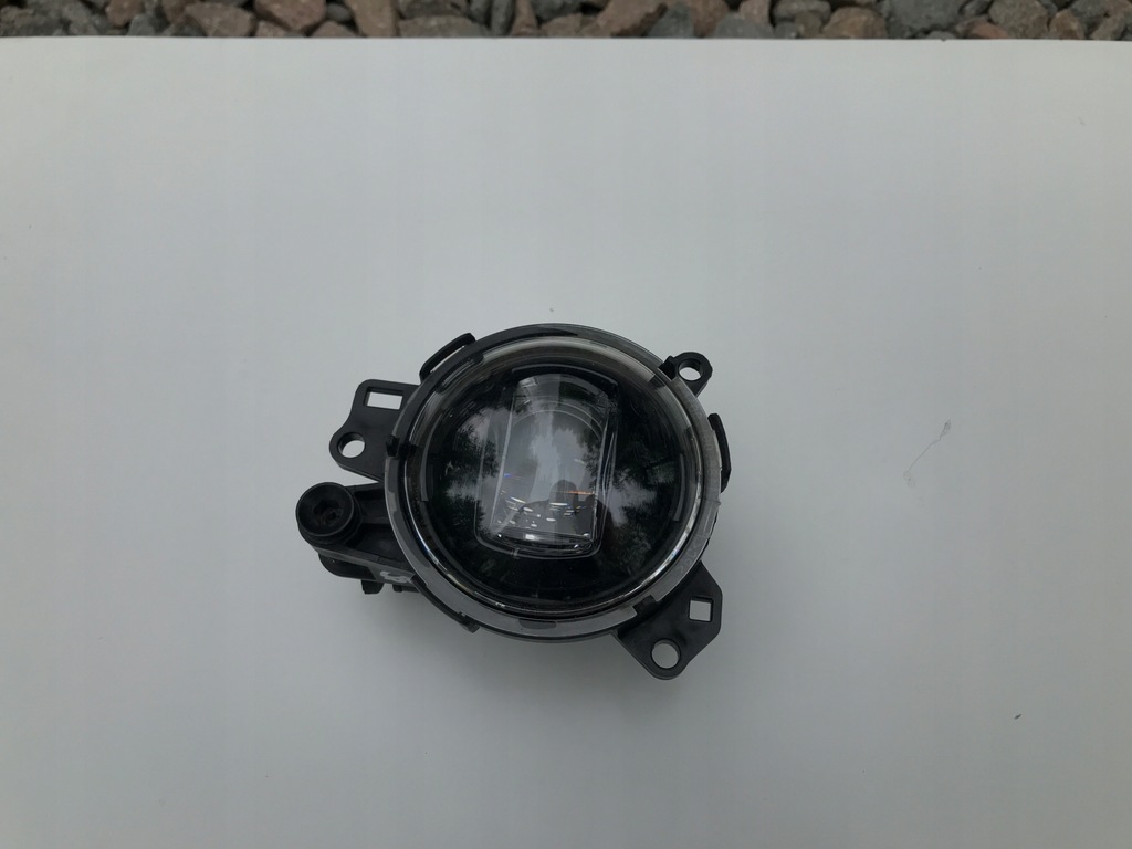 фото №1, Land rover defender левый противотуманная фара перед led 20-