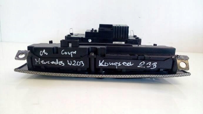 фото №9, Панель обдув кондиціонер mercedes w203 coupe 2038300585