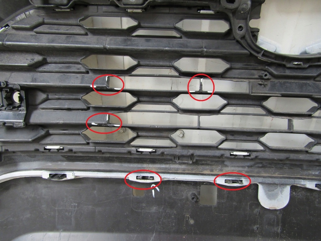 фото №11, Бампер перед передній toyota rav4 5 v 18-