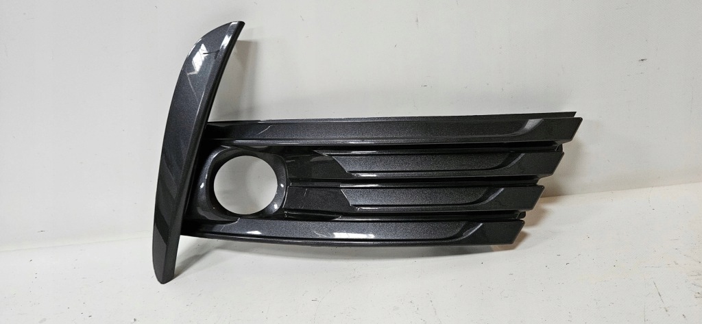 фото №1, Решітка бампера права toyota corolla e16 lift oryg