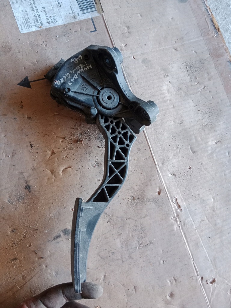 фото №1, Потенциометр педаль газа hyundai i30